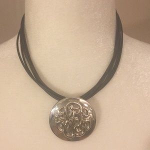Leather Necklace with pendant